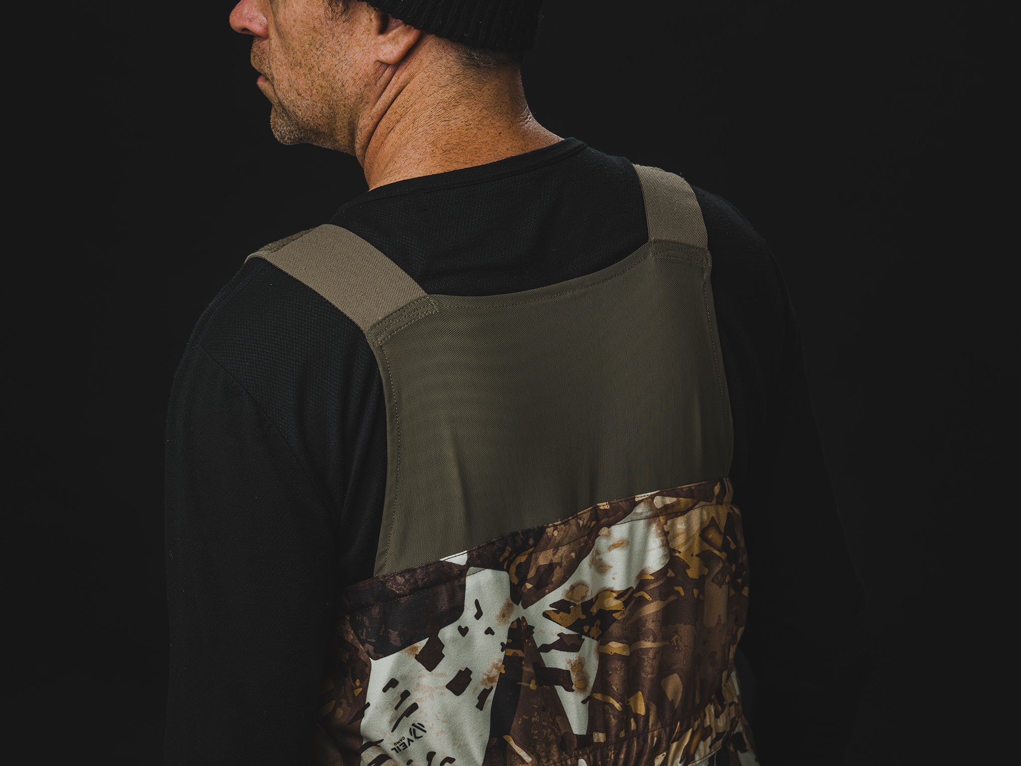 CHAOS INSULATOR BIB
